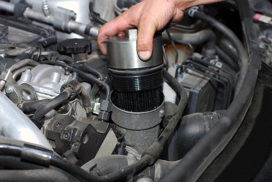 Cambio de filtro de combustible en Ecuador